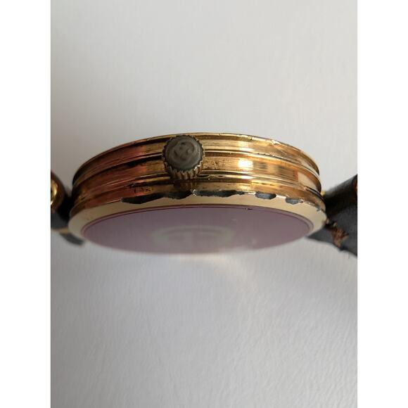Vintage Gucci Quartz Ladies Watch, Functioning Very Well With Details - Picture 15 of 16